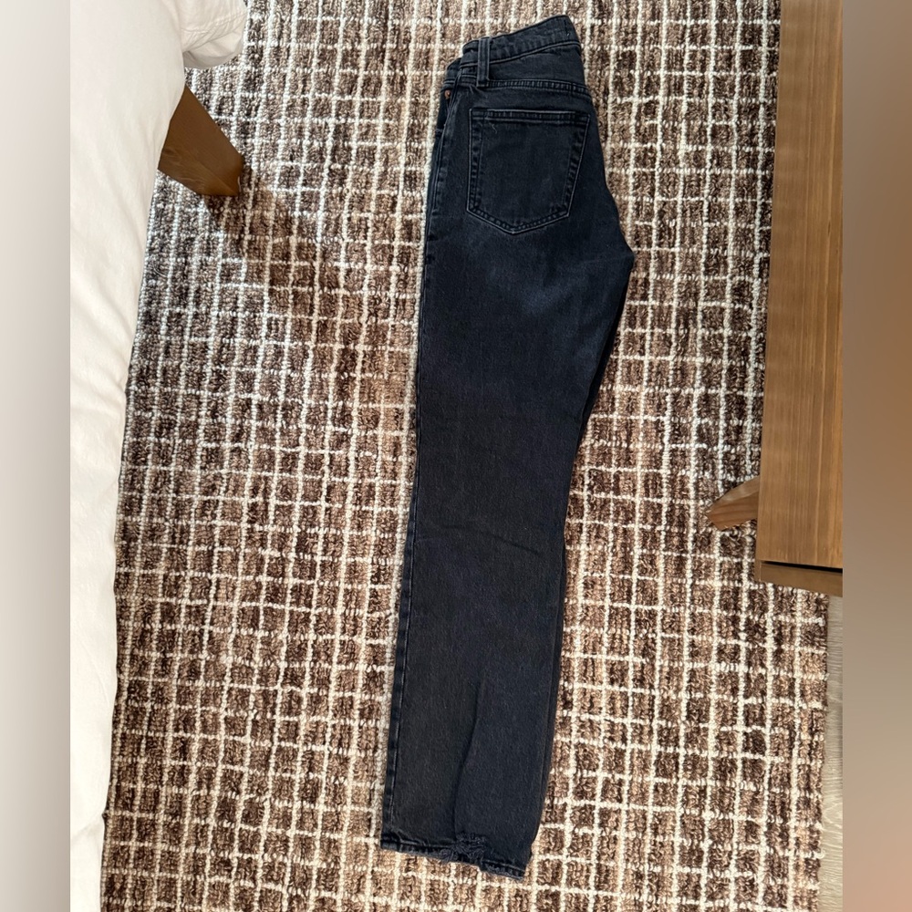 Abercrombie 90’s straight jeans